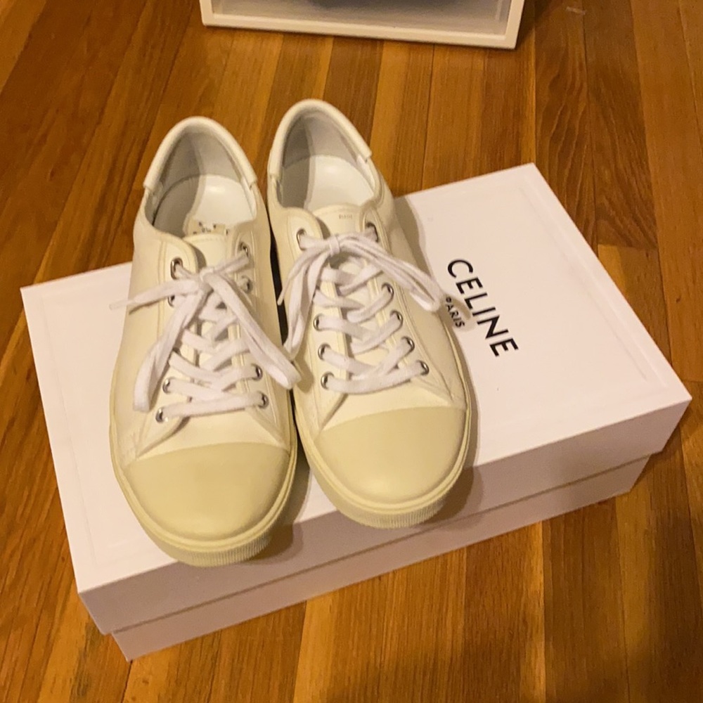 Unisex Size 39 Celine shoes, great condition, worn once